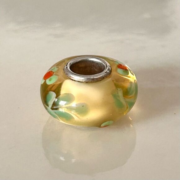 TROLLBEADS SALE! UU Light Yellow & Green Flower Ferns LAA 925S Preowned - Picture 4 of 8